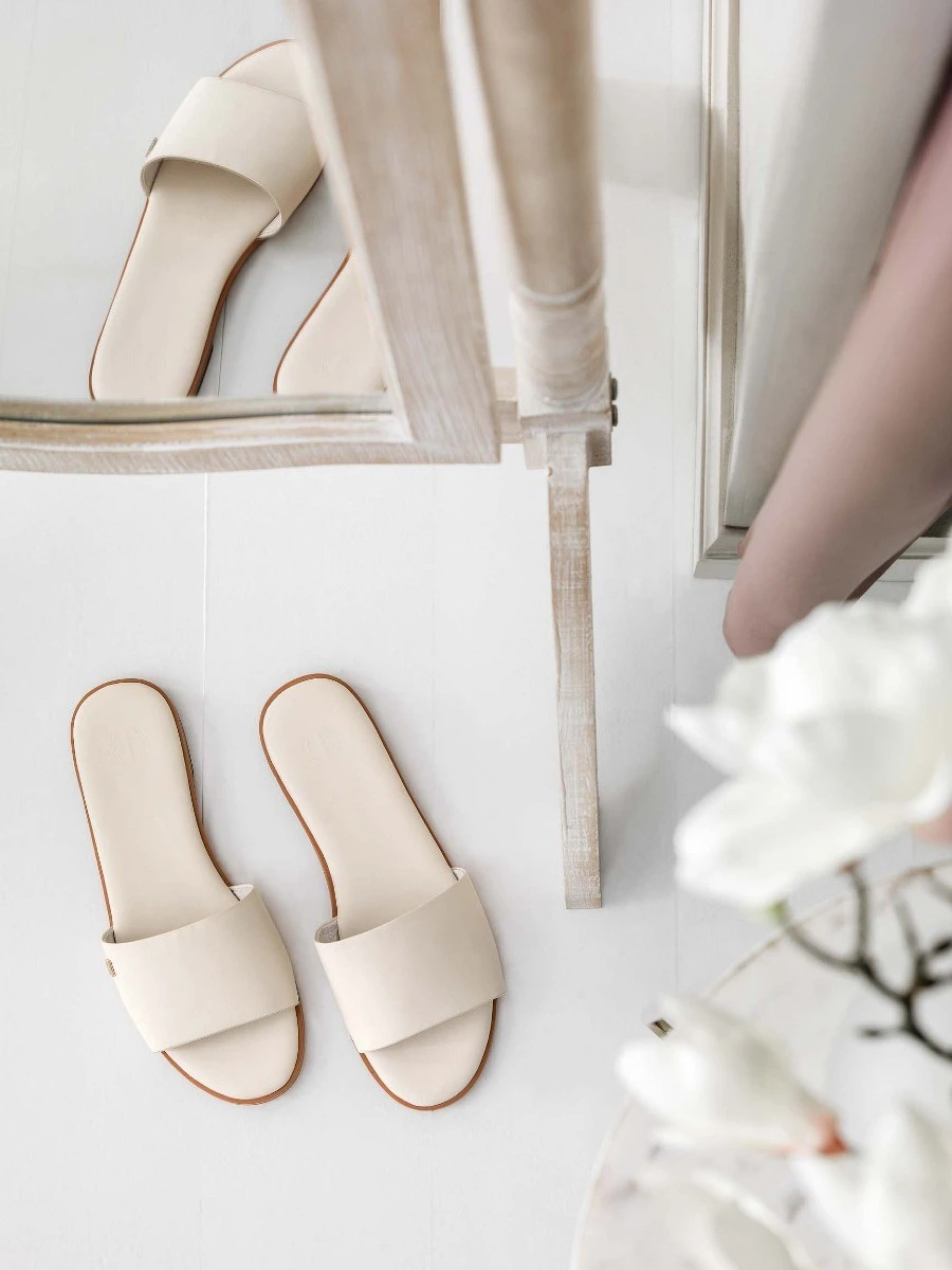 Slippers GLORIA + Ecru | TOGAS - Image 3