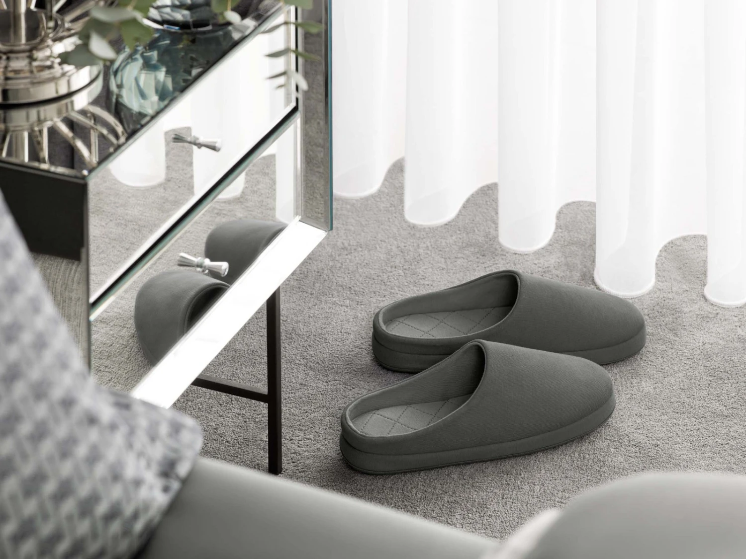 Slippers OLIVER + Grey | TOGAS - Image 5